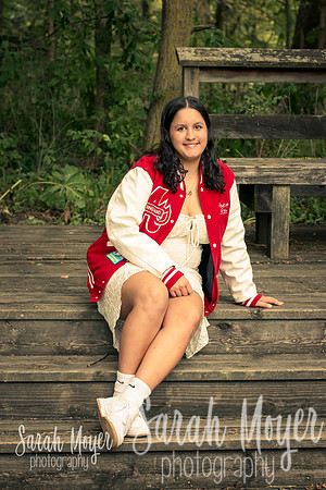 Peyton 2025 Senior-8-Share