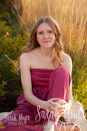Kate - 2025 Senior-44-Share
